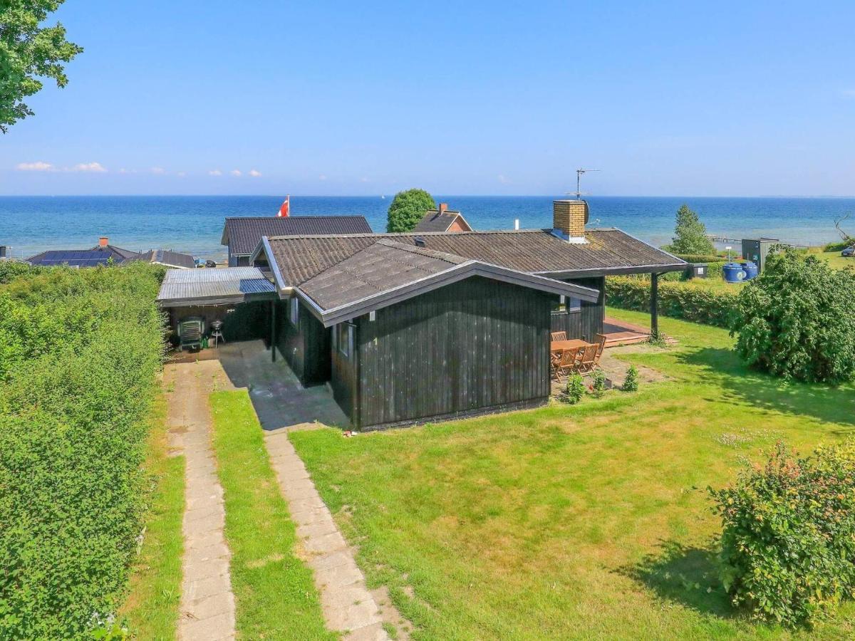 6 Person Holiday Home In Hesselager Luaran gambar